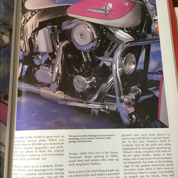 Large 1992 Harley Davidson Book - Picture 12 of 13